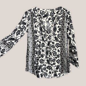 LUCKY BRAND White and Black Floral Peasant Boho Top